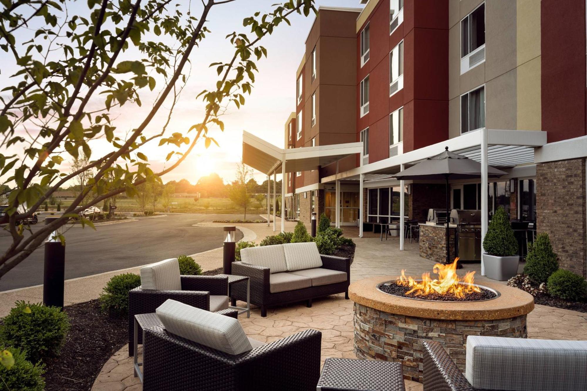 Towneplace Suites By Marriott Memphis Олів-Бранч Екстер'єр фото